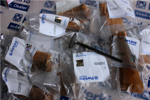 柴油機1206E配件銷售中心油底殼墊、T414441壓縮機、氣門、搖臂軸(1200)